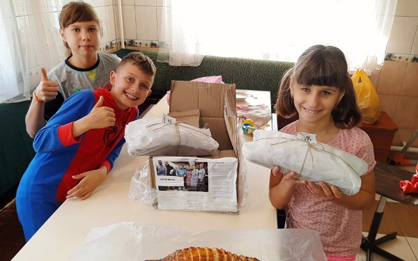 Благодарим необычную киевскую пекарню за продукцию для Детского экосела