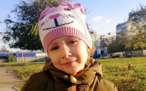 Violetta Kim, born in 2015 - Sensorineural hearing loss 3-4 stage