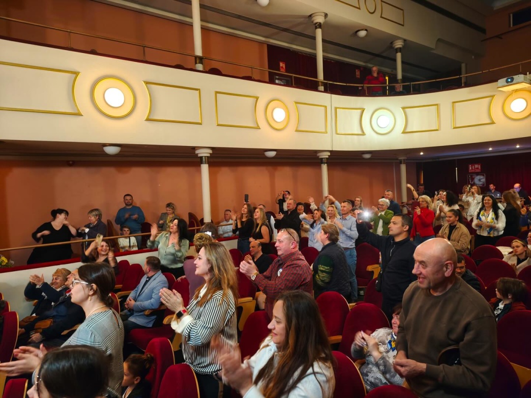 В Іспанії провели творчий вечір до дня народження Шевченка задля допомоги хворим дітя