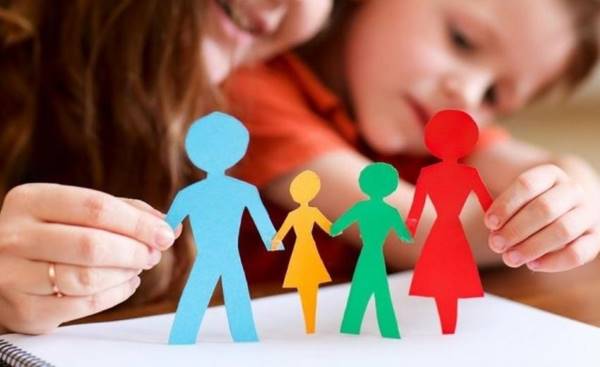 В Запорожье за последние две недели 13 детей-сирот попали в семьи усыновителей