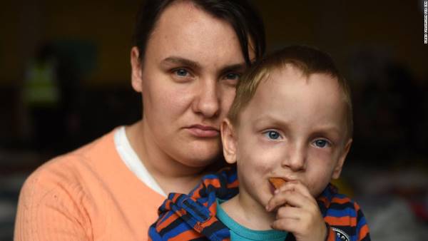 They fled Ukraine to protect their children. Now these mothers are returning home