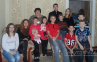 В Запорожской области тепло родного дома cогревает сердца десятерых приемных детей