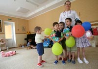 Корреспондент: В Україні зростає кількість бажаючих усиновити дітей