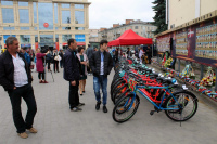 The Polish Charity Donating Bicycles To Children Orphaned By The War In Donbas