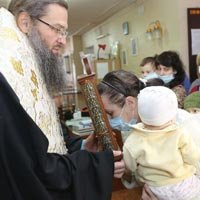 В Запорожье помолились о скорейшем выздоровлении детей, больных раком