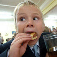 Запорожские дети получают достаточное питание - Раиса Чухрай