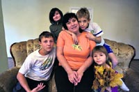 Почему украинских сирот не берут в семью